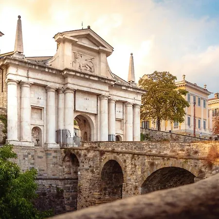 Lejlighed Blue Chic Centrobergamo